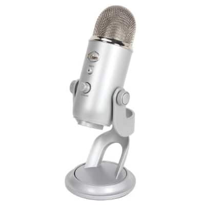 Blue Microphones Yeti –  Silver
